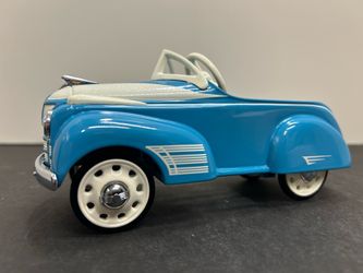 Hallmark Kiddie Car Classics 1941 Oldsmobile
