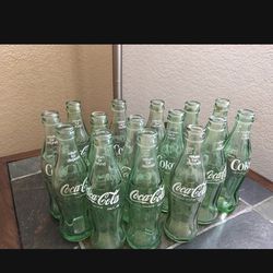 Antique Coca Cola Bottles 