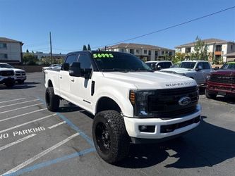 2019 Ford F-250SD Lariat 6.7 Diesel 4x4 Loaded