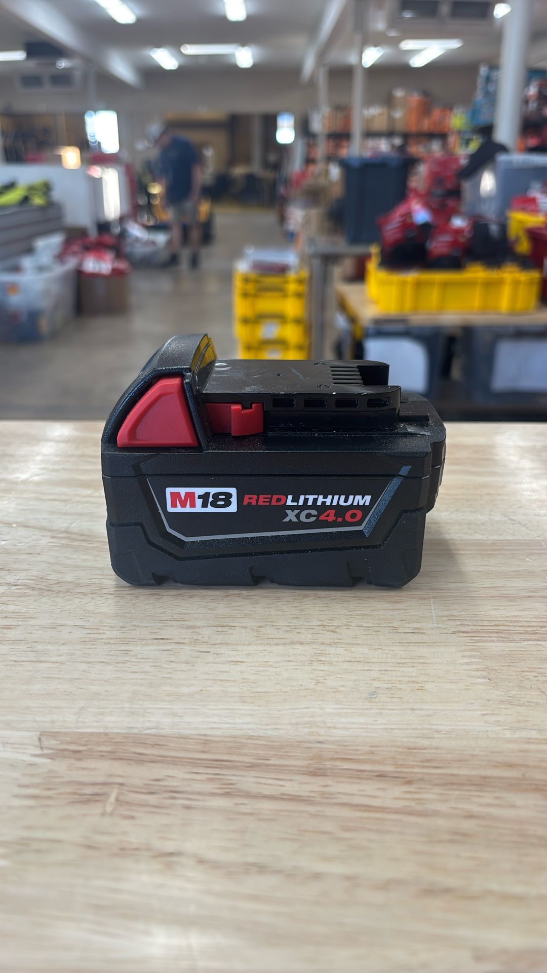 Milwaukee M18 18-Volt 4.0 Ah Lithium-Ion XC Extended Capacity Battery Pack