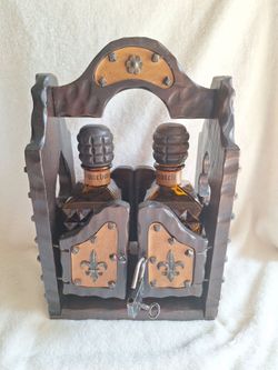 Vintage Spanish Gothic Wooden Locking Liquor Decanter Set - Card Suits & Key