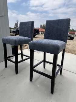Upholstered Bar Stool With Solid Wood Frame