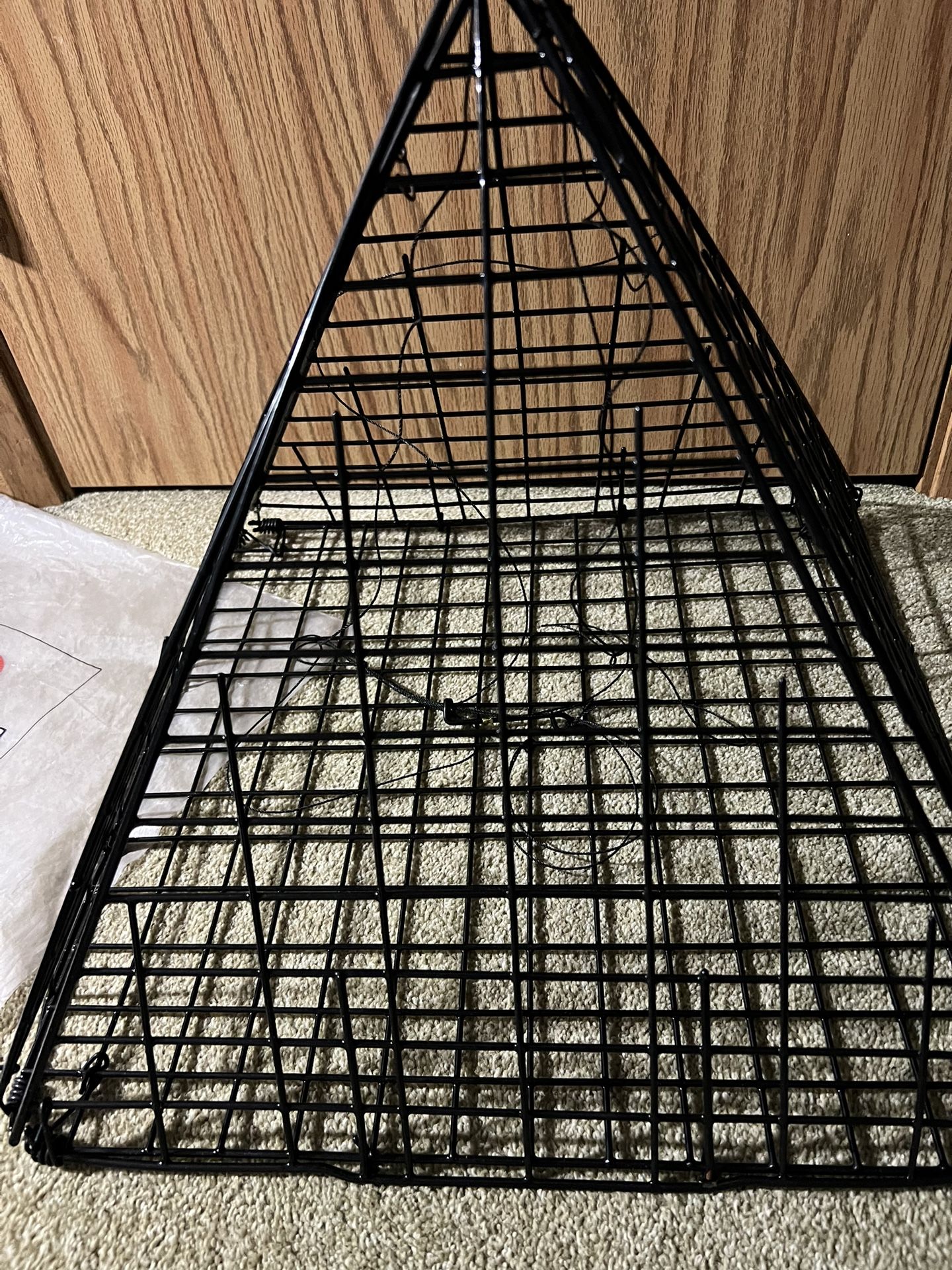 Dungeness Crab Trap with Bait Holder and Thomas Pocket Puller