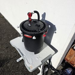 Fluval FX6 High Performance Canister Filter up to 400 US Gallons for aquarium tanks 

broken valve (see photos) could be repaired.