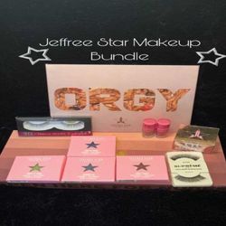 Begin Your Beauty Journey with Our Makeup Kit for New Artists! front individual