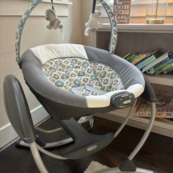 Graco Electric Baby swing