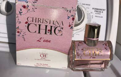 Christina Chic L'eau Perfume