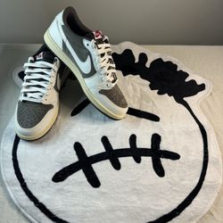 Travis Scott Air Jordan 1 Reverse Mochas Size 8.5