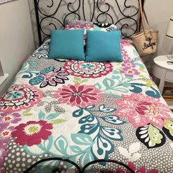 Key biscayne Sale Free- Queen Bedroom Set -