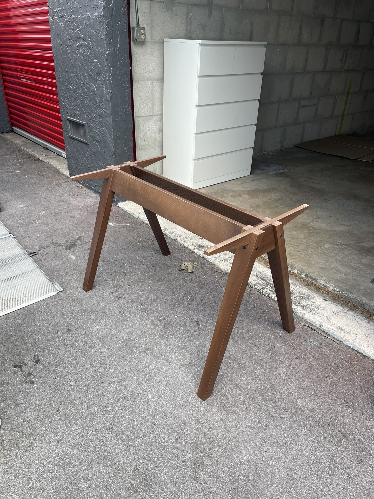 Dining Table Legs (base)