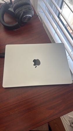 MacBook M4 Pro  (48GB/512GB)