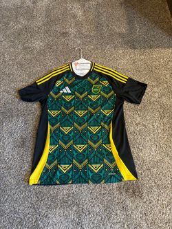 Authentic Soccer Jersey Men Size Large