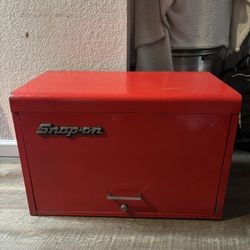 Snap On Top Box