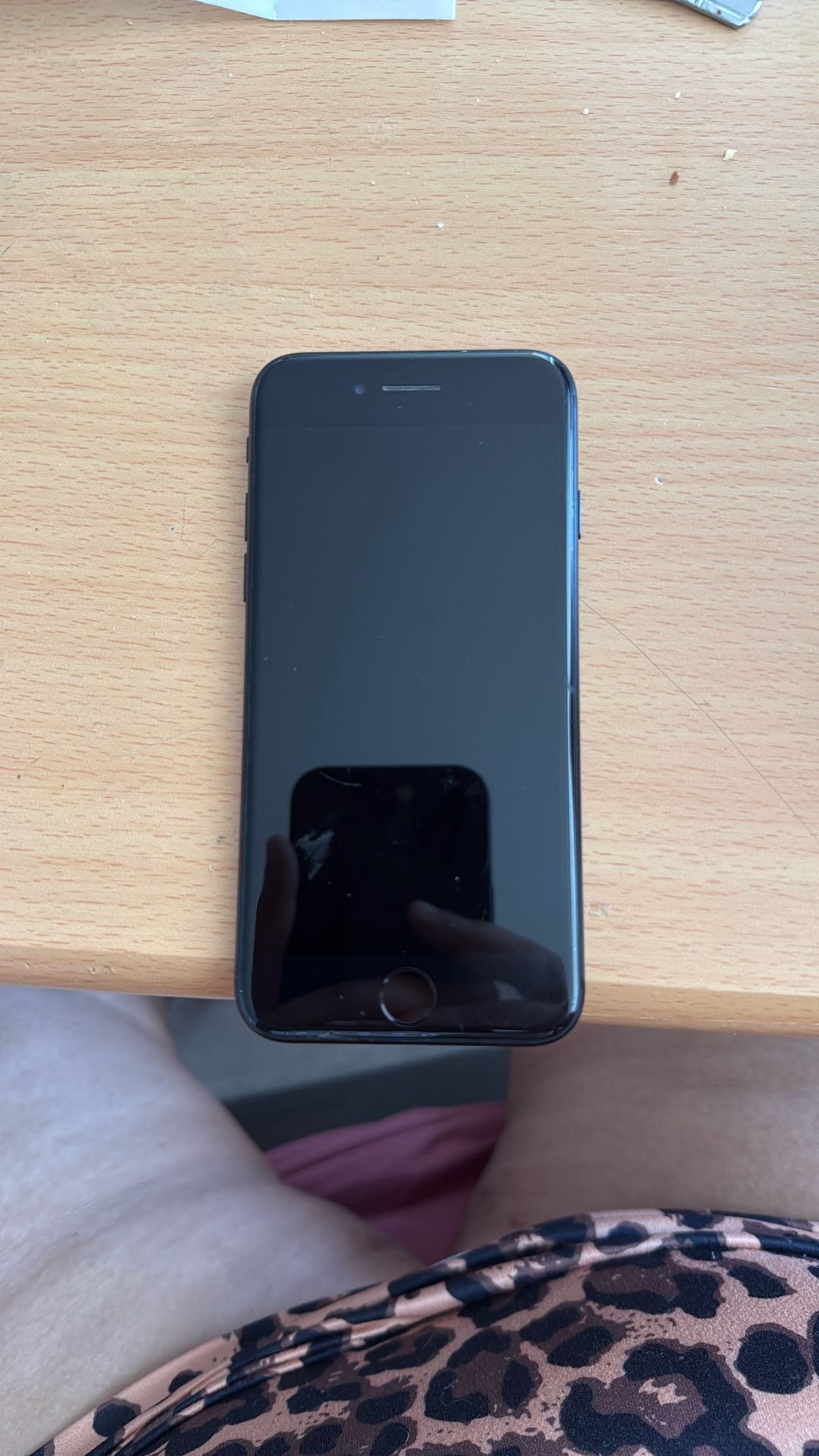 UNLOCKED IPHONE 7 32GB