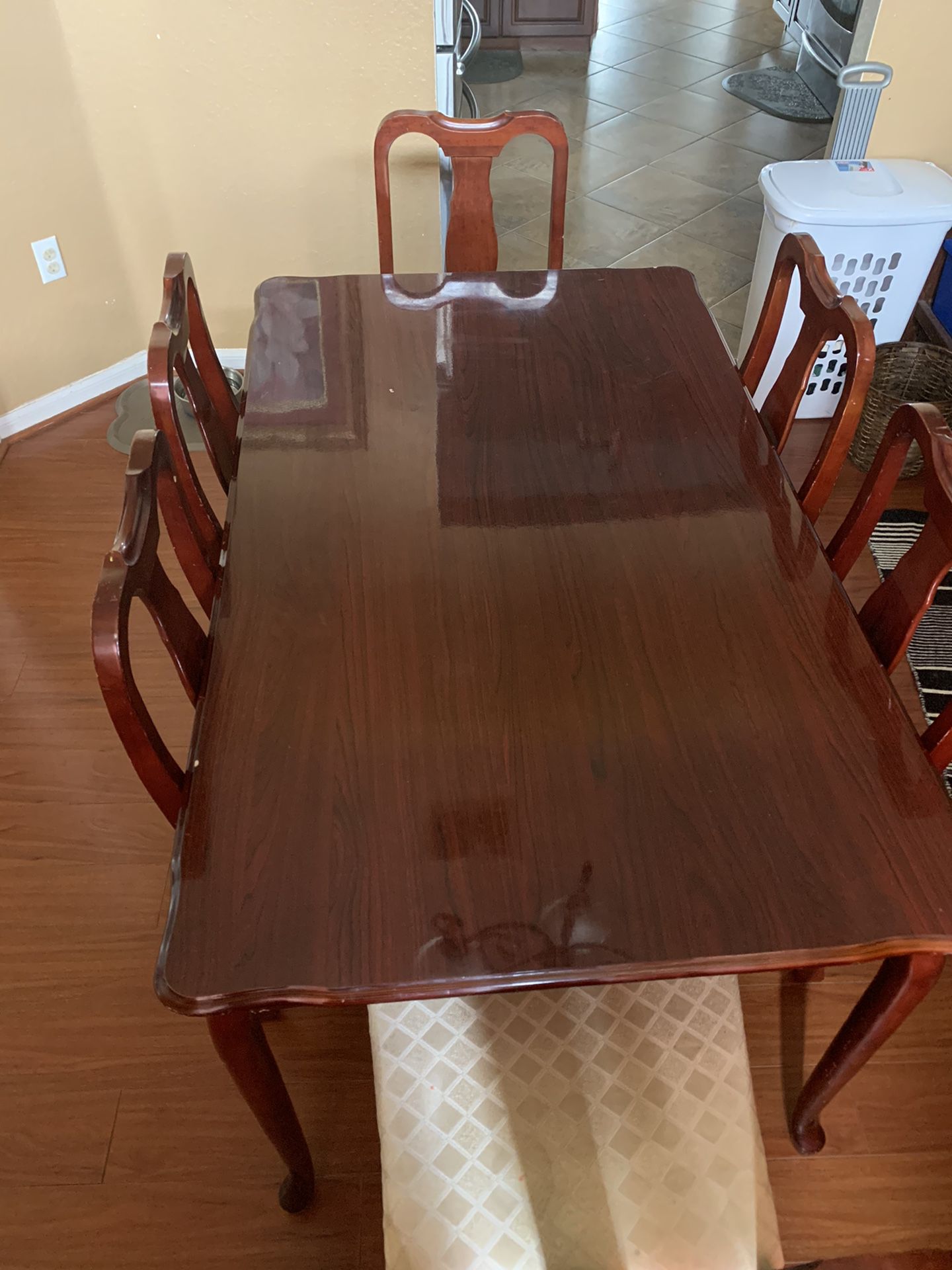 Table and Chairs (best offer)