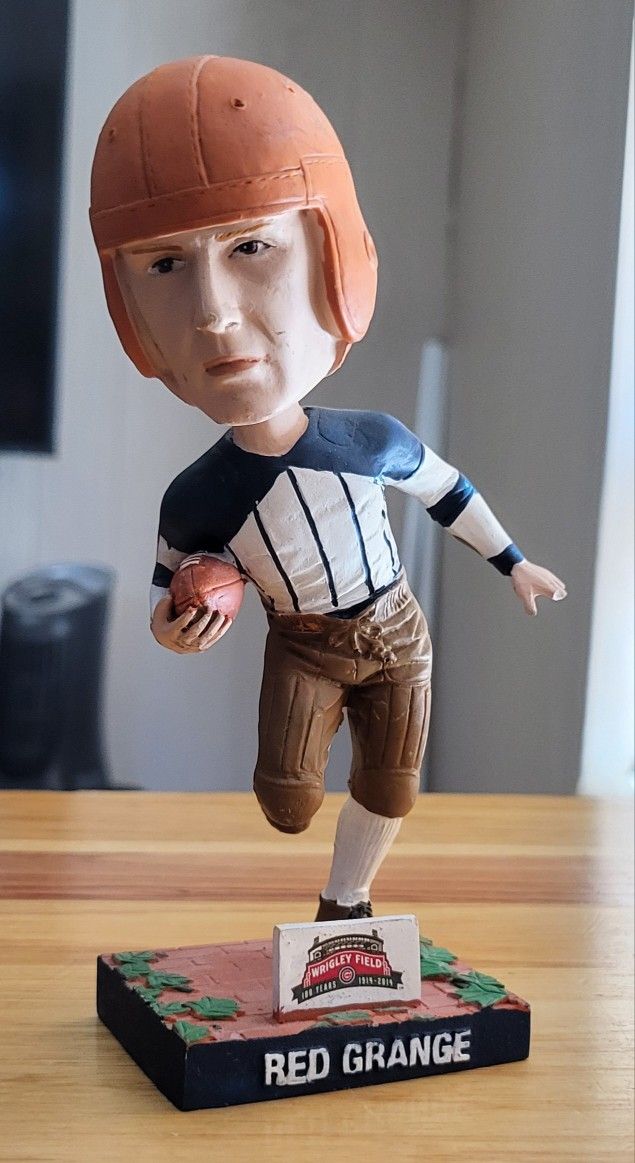 RED GRANGE WRIGLEY FIELD BOBBLEHEAD!