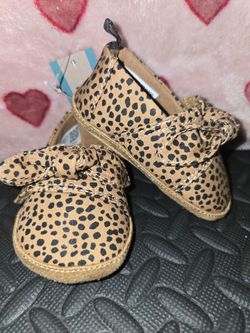 Baby Toms Toffee Mini Cheetah Canvas/Bow  Size 3