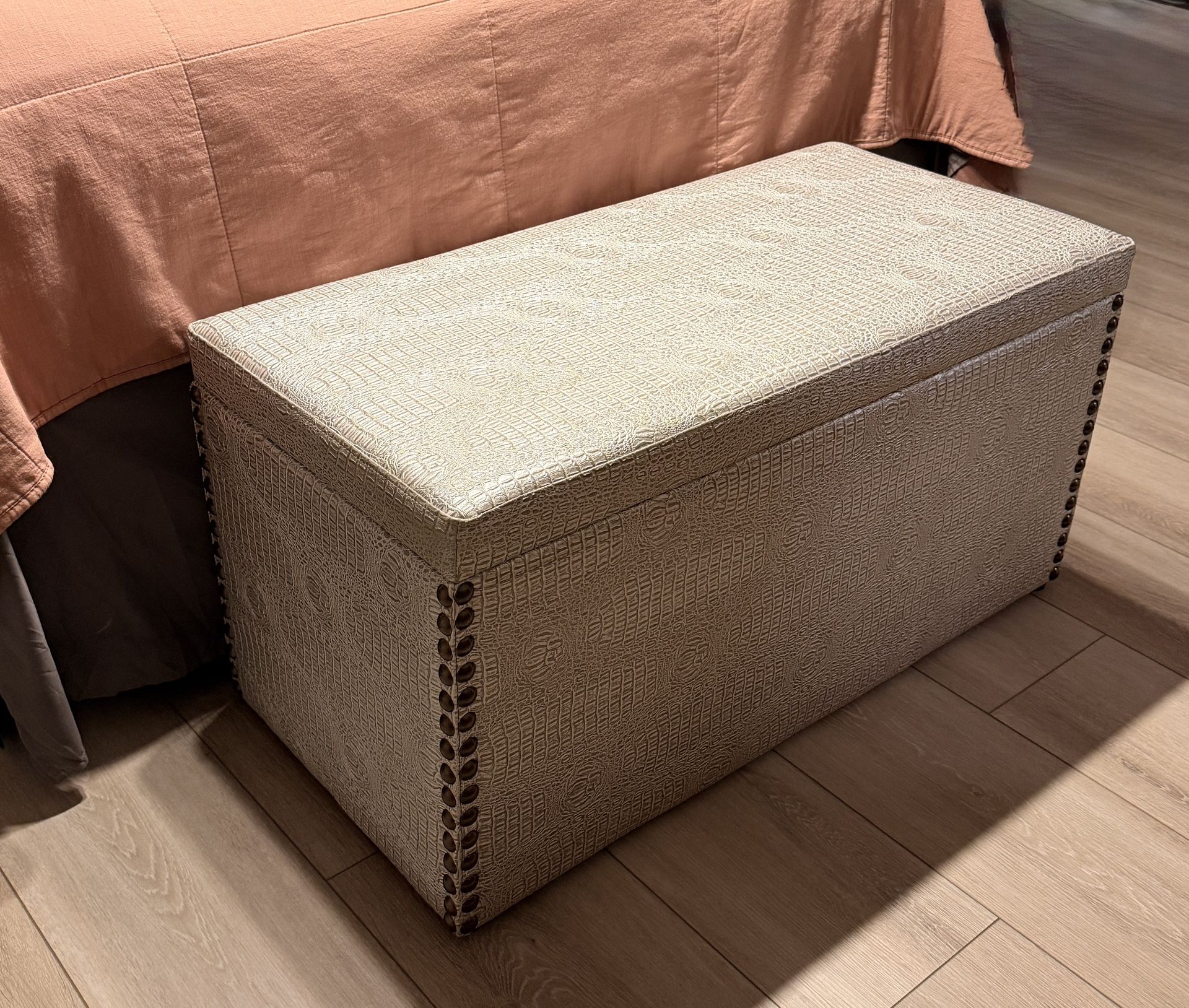 Upholstered Storage Bench/Bedroom Chest