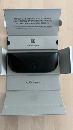 META RAY-BAN WAYFARER GEN 2 LIMITED EDITION CLEAR/ RUBY TRANSITIONING LENSES GLASSES