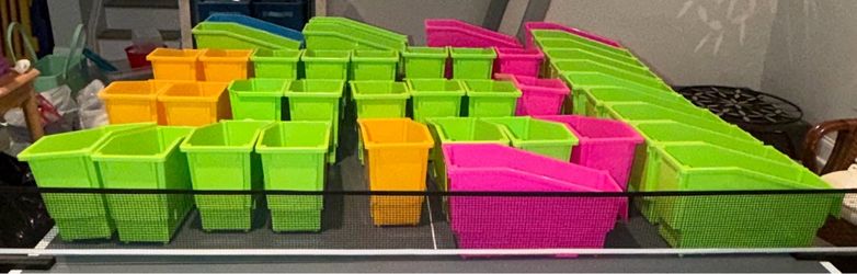 40 Really Good Stuff Book & Binder Holders – Organizer Lot