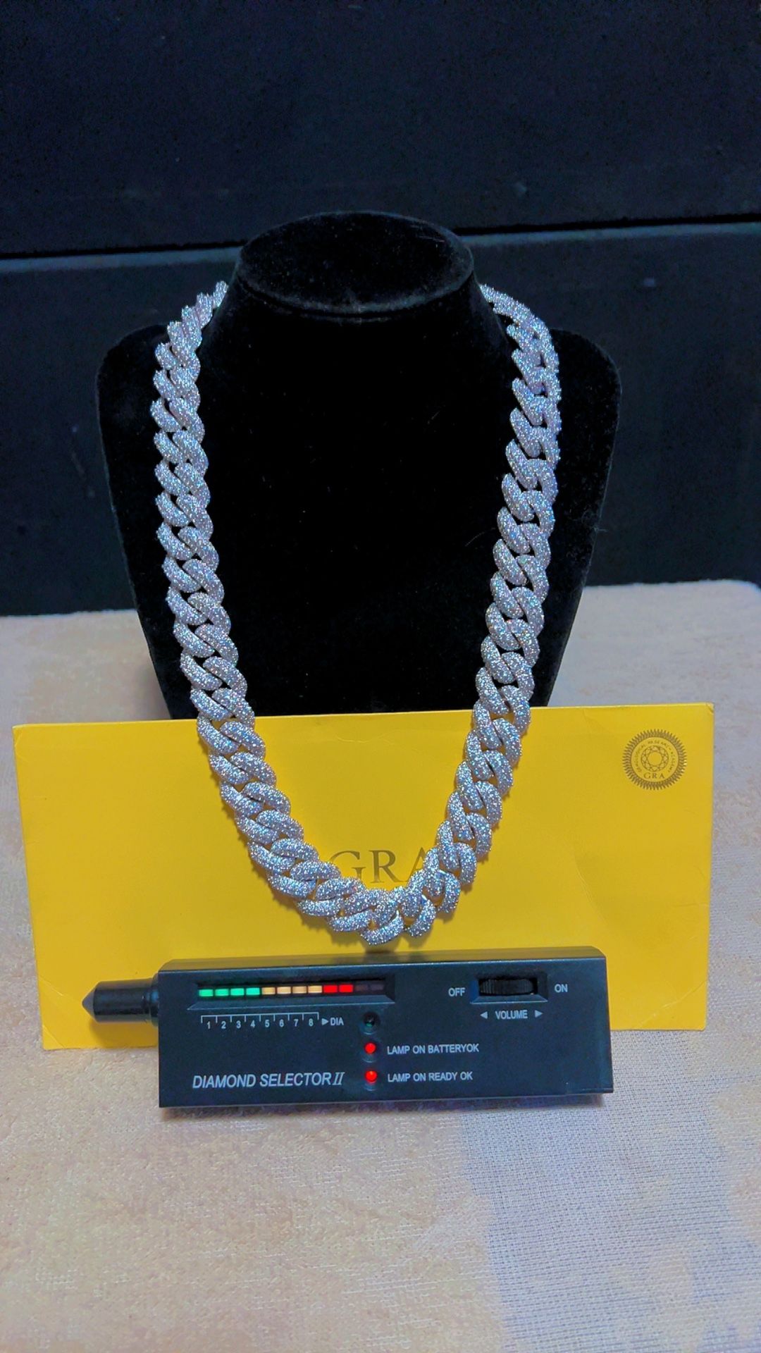 💎 22” VVS1 Moissanite Chain (GRA Certified) – Iced & Bustdown Look 🔥