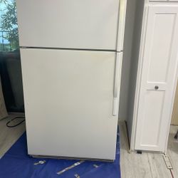 Maytag White Refrigerator 