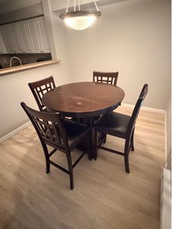 Free dining table - must pick up