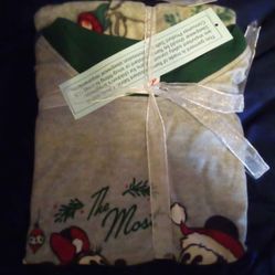 Brand New Kids Fleece X-Mas Pajamas