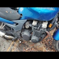 2000 Kawasaki ZR 750 parts bike message with your needs