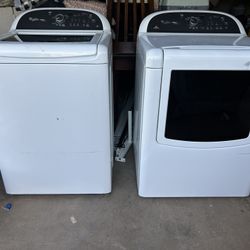 Dryer And Washer Whirlpool 