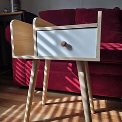 Bed Side Table 