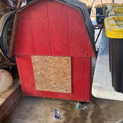 Free Dog House 