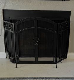 Folding Fireplace Screen with toolset