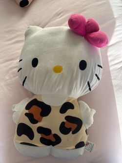 HELLO KITTY plush