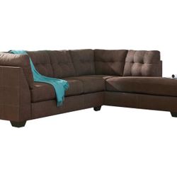 Tufted Nice Sectional Couch!