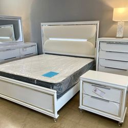 Eden White Boucle Upholstered LED Panel Bedroom Set

 Queen Or King Set 