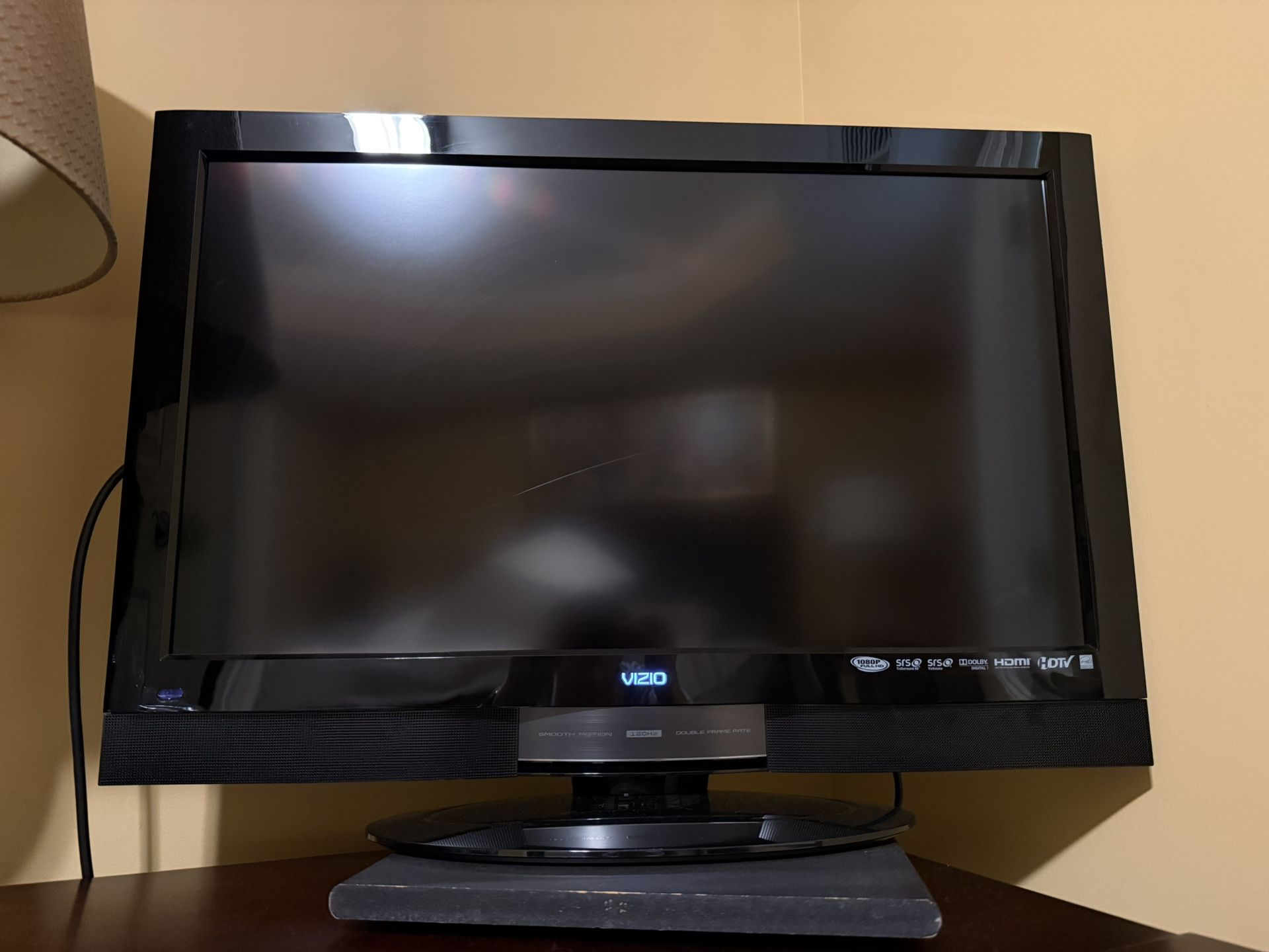 26 Inch Vizio 1080p w/ 120hz Screen