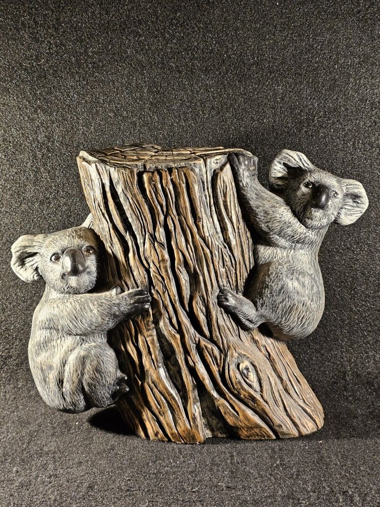 Unique Vintage Hand Painted Figurine Of Two Young Koala's On A Stump Rare!