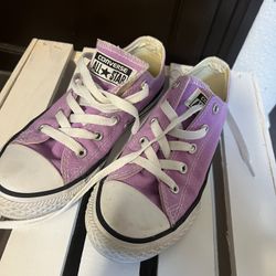 Converse Girls Size 1 
