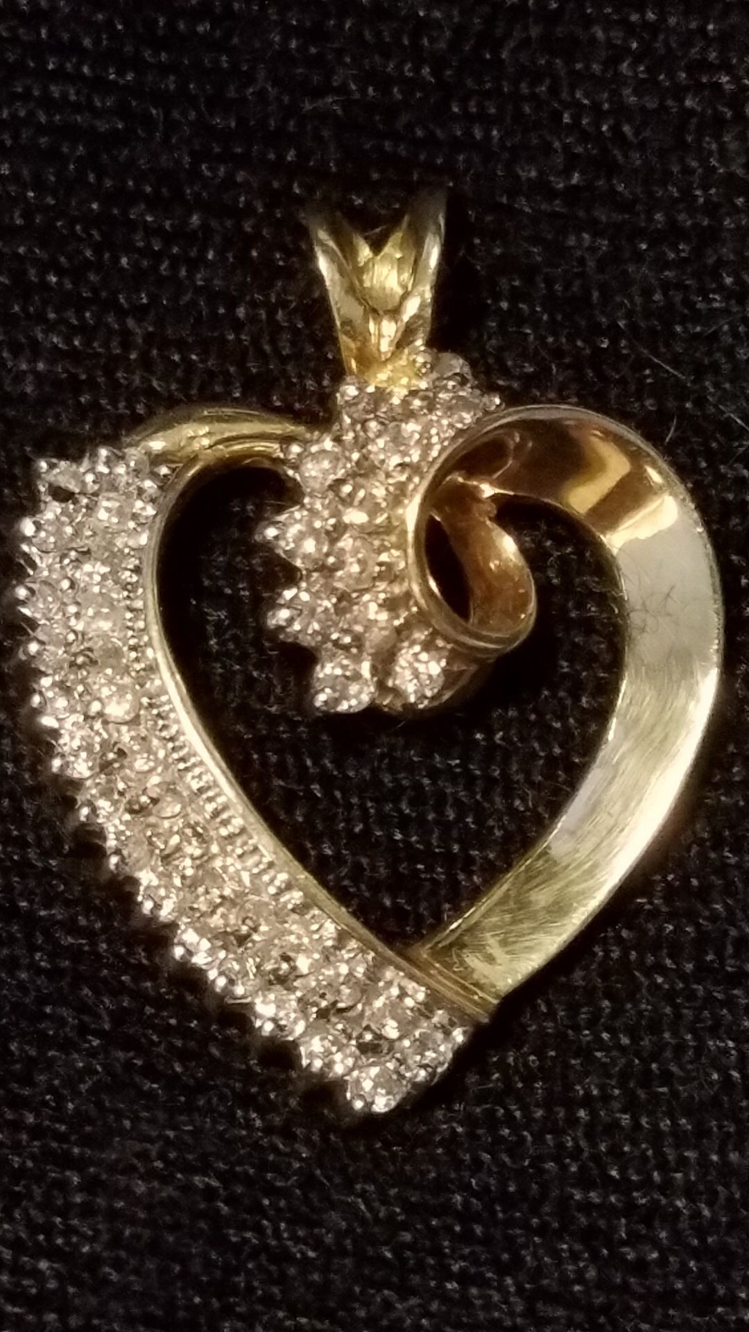 14k 1/2ct. Heart Pendant