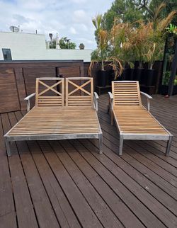 2 Outdoor Wood Chaise Lounge Chairs + New Cushion