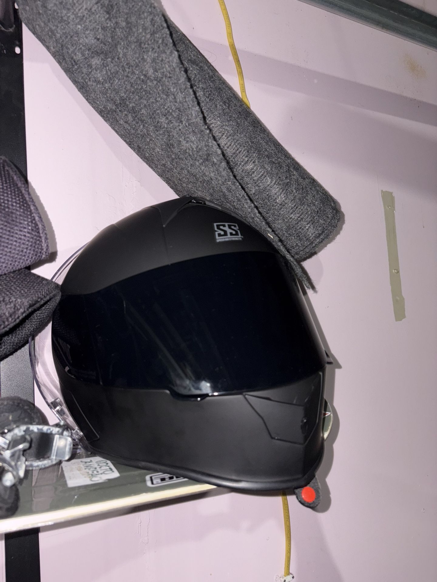 Motorcycle Helmet (Large)