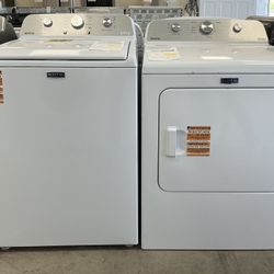 MAYTAG 4.5 cu. ft. Top Load Washer, 7.0 cu. ft. Vented Electric Dryer w/Wrinkle Prevent