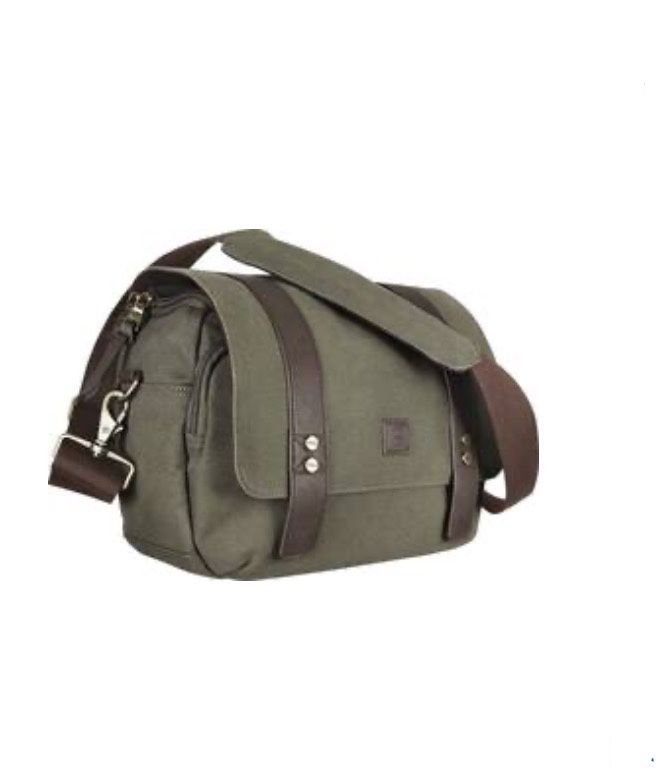 Bestbuy, Vintage Camera Platinum DSLR Messenger Bag, Green/Brown, Used Few Time, Good Condition, Small Hole