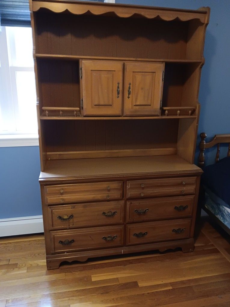 6-Drawer Dresser with Automan Top 