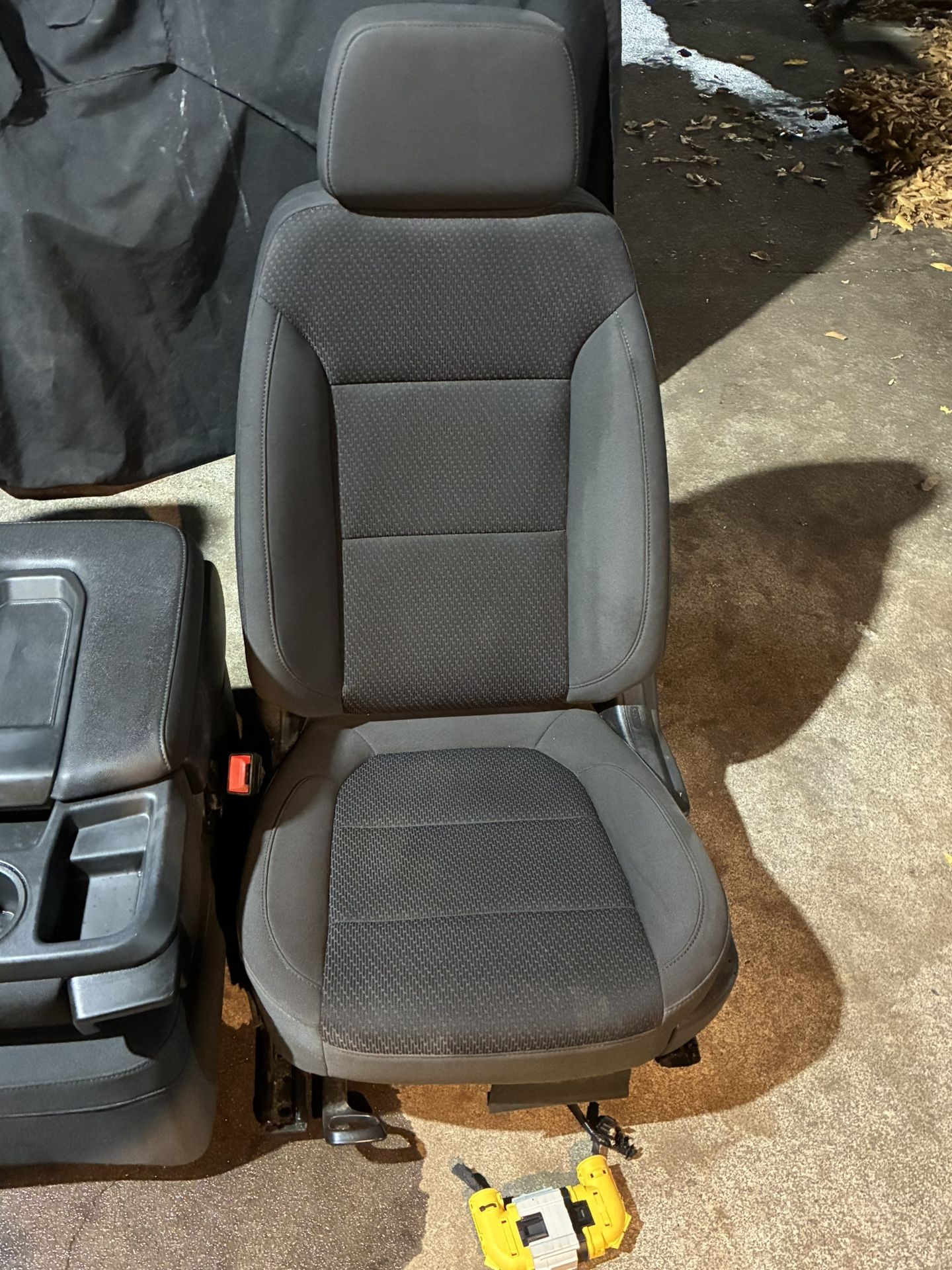 2019-2025 Chevy Silverado / GMC Sierra Seats