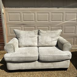 Love Seat Sofa Couch 
