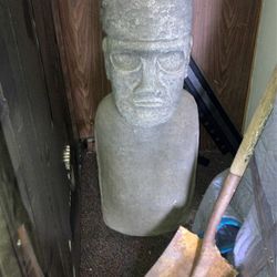 Statue