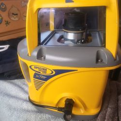 Spectra Gl720 With 2 Chargers