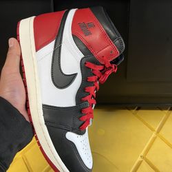Jordan 1 Black Toe 